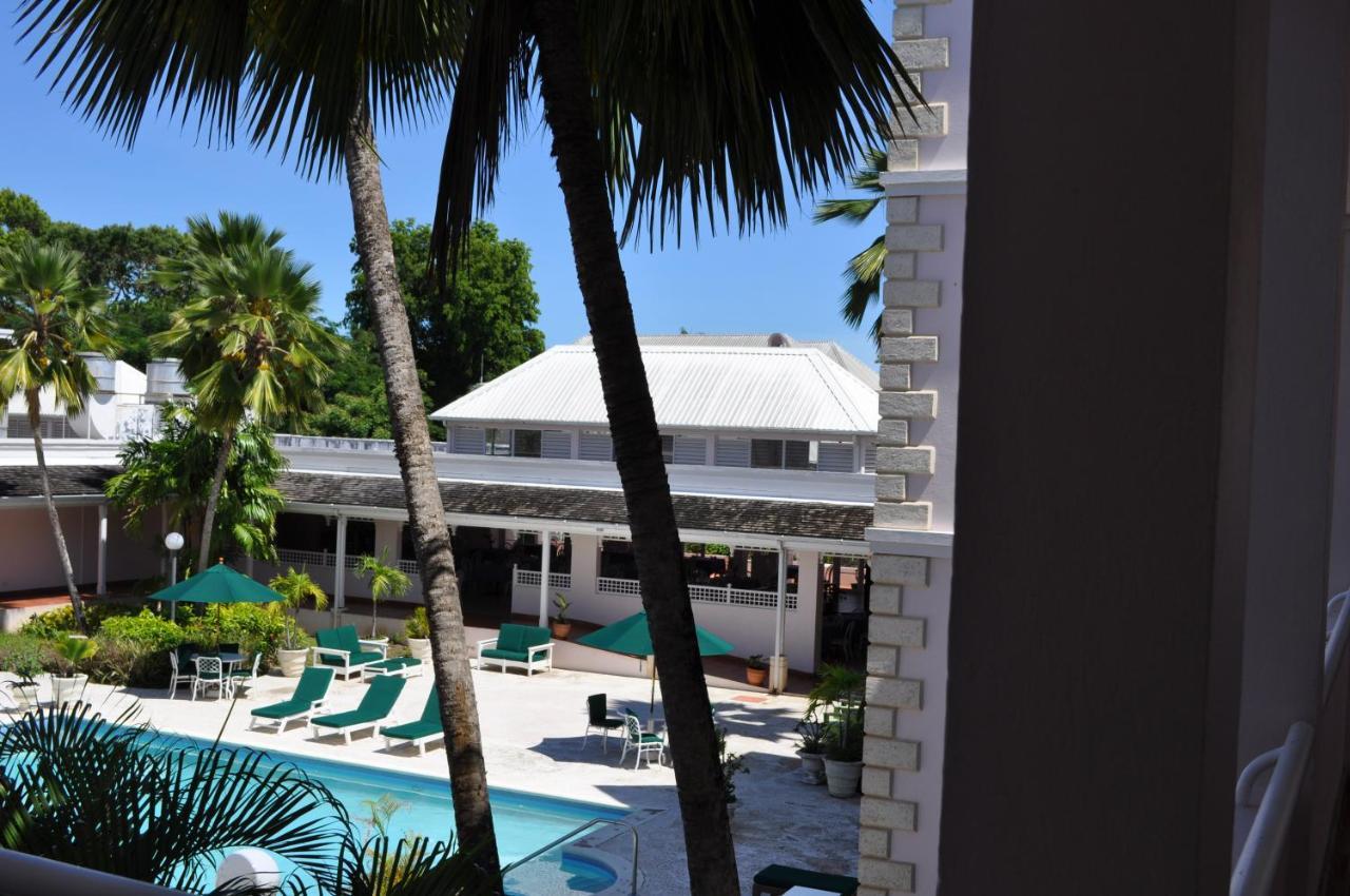 Hotel Pommarine Bridgetown Luaran gambar