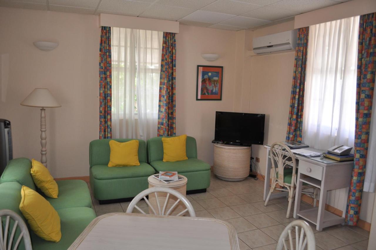 Hotel Pommarine Bridgetown Luaran gambar