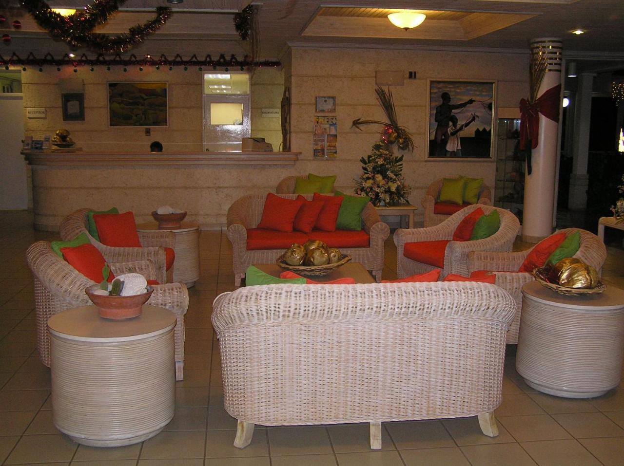Hotel Pommarine Bridgetown Luaran gambar