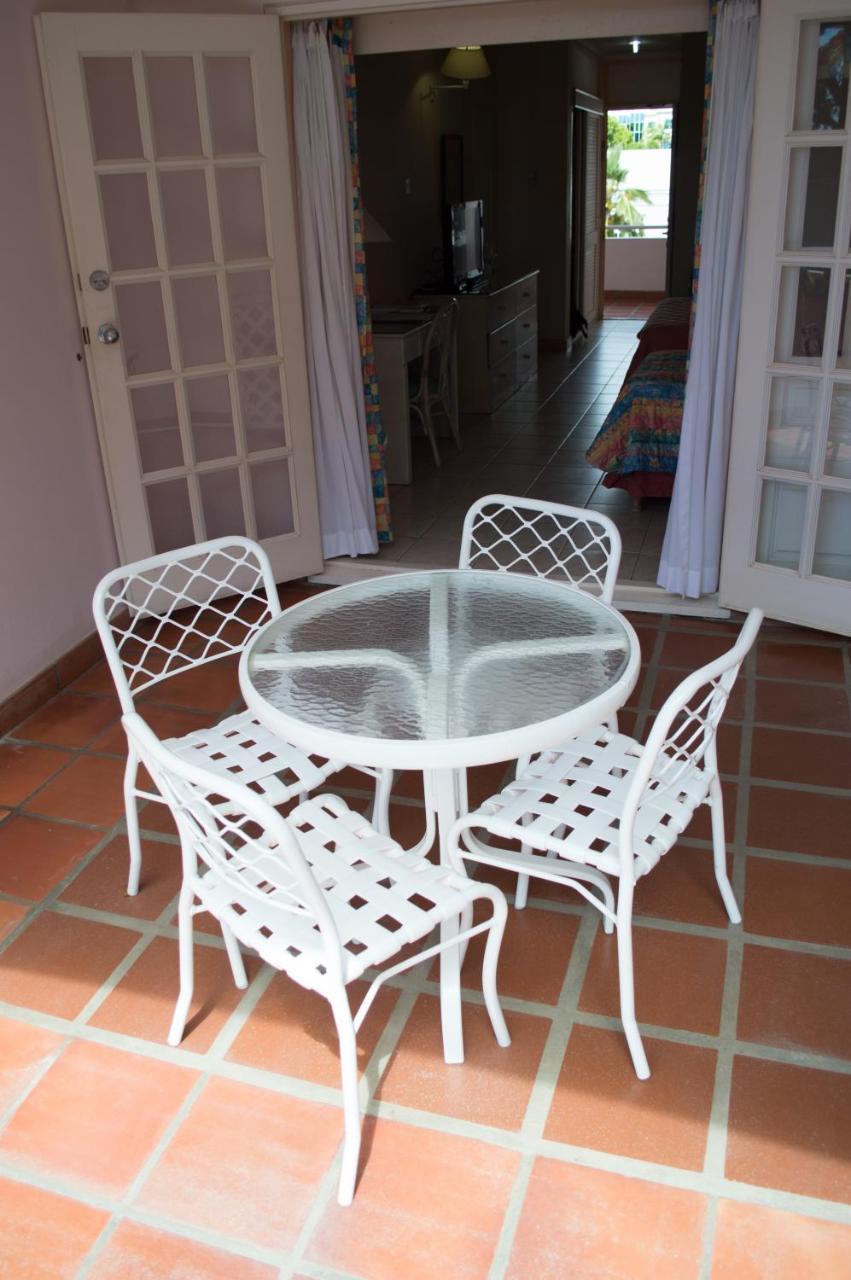 Hotel Pommarine Bridgetown Luaran gambar
