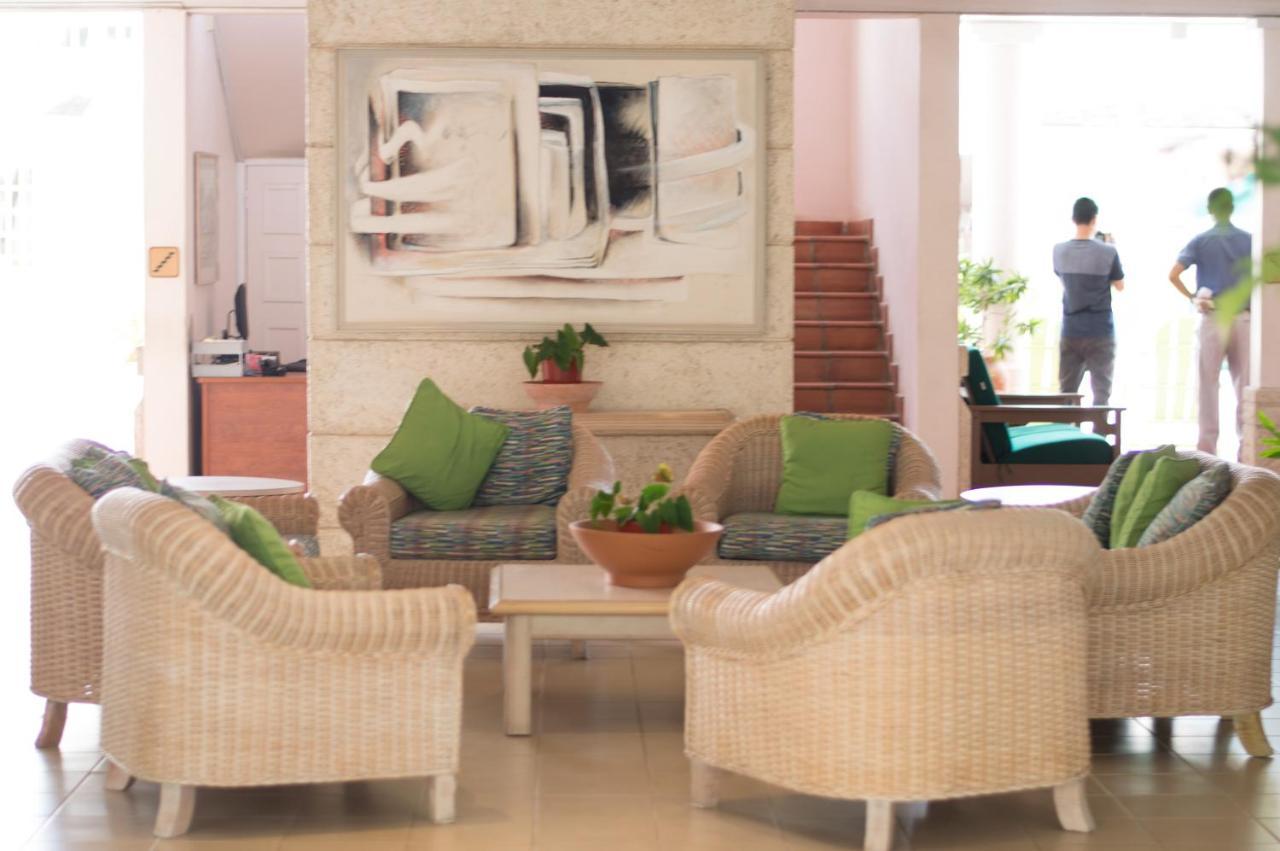 Hotel Pommarine Bridgetown Luaran gambar